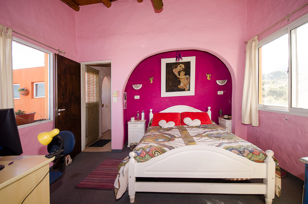 Casa de te EL ANGEL AZUL y vivienda sobre parque de 1500 m2 - 39