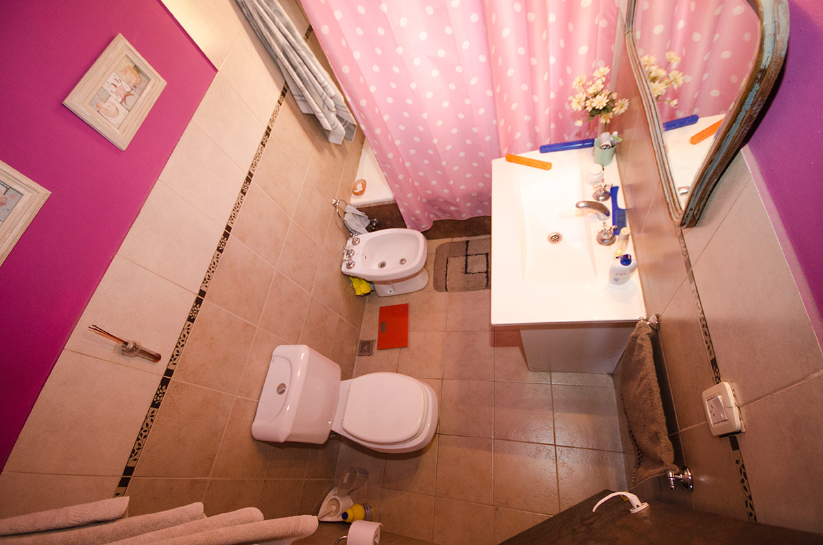 Casa de te EL ANGEL AZUL y vivienda sobre parque de 1500 m2 - 41