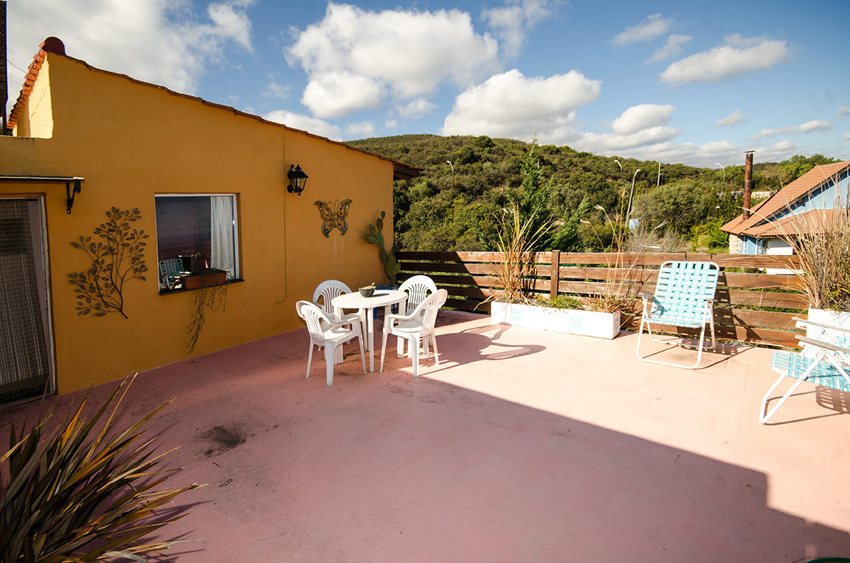 Casa de te EL ANGEL AZUL y vivienda sobre parque de 1500 m2 - 44