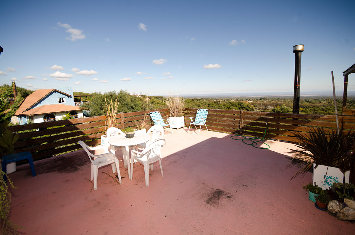 Casa de te EL ANGEL AZUL y vivienda sobre parque de 1500 m2 - 46