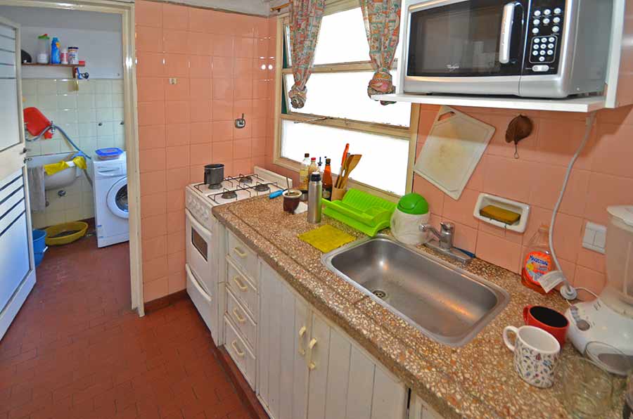 2 Ambientes amplios con balcón, recién pintado — foto 8