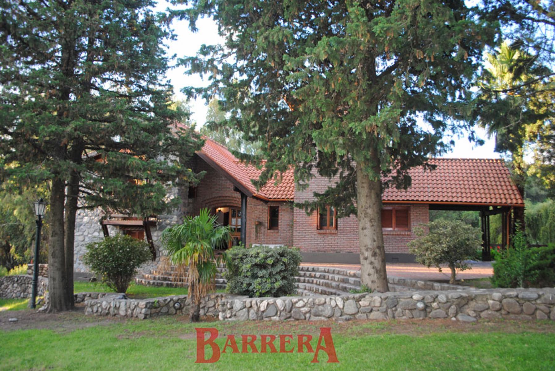 Gran casa en Country Club Chumamaya