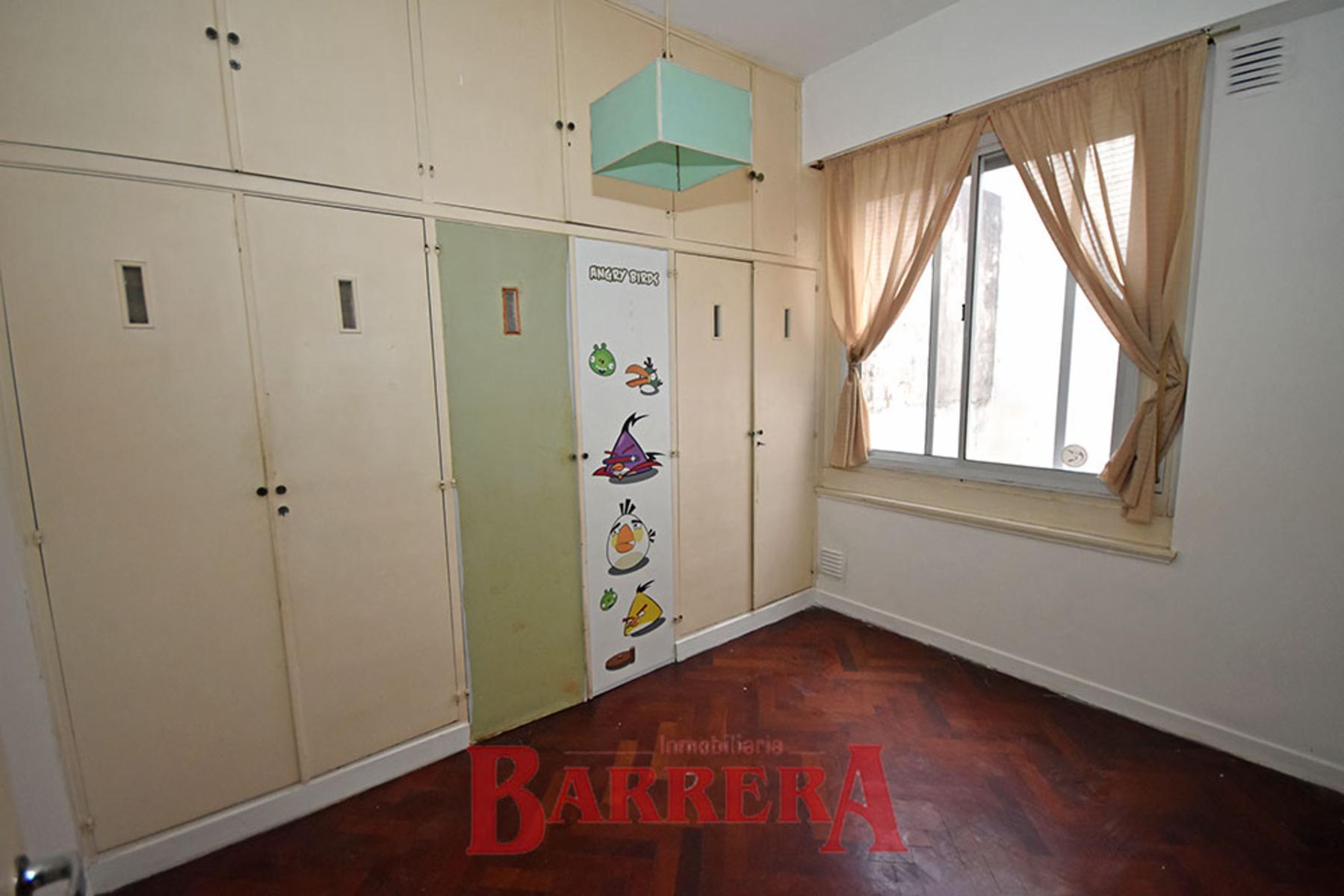 Depto 1º por escalera de 3 ambientes con balcon y cocina con lavadero separado — foto 5