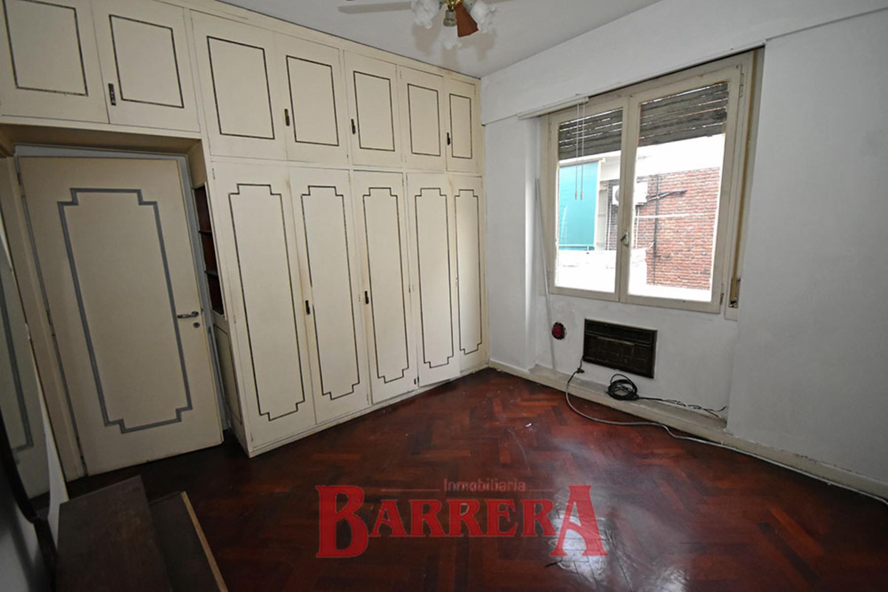 Depto 1º por escalera de 3 ambientes con balcon y cocina con lavadero separado — foto 6