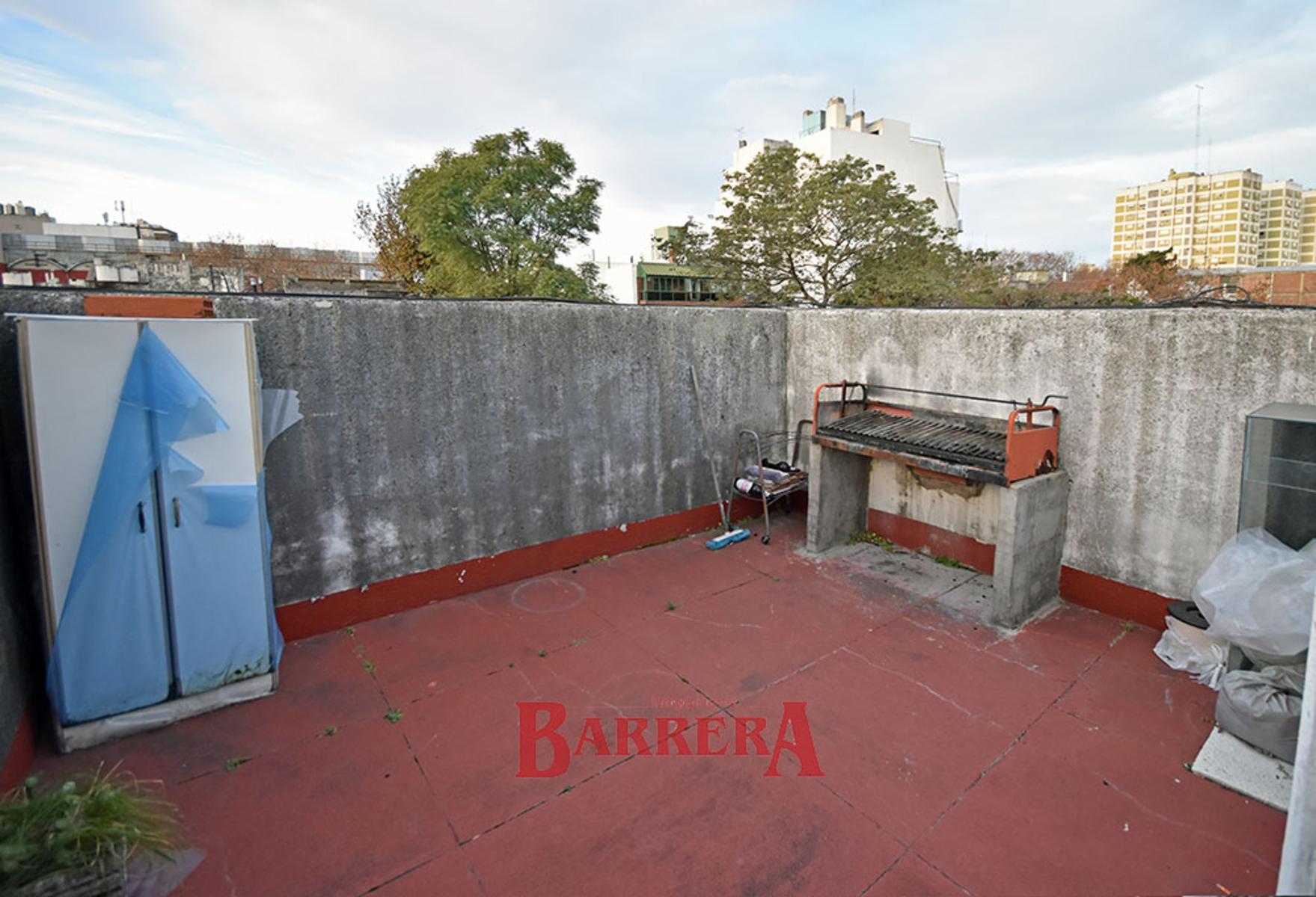 Depto 1º por escalera de 3 ambientes con balcon y cocina con lavadero separado — foto 9