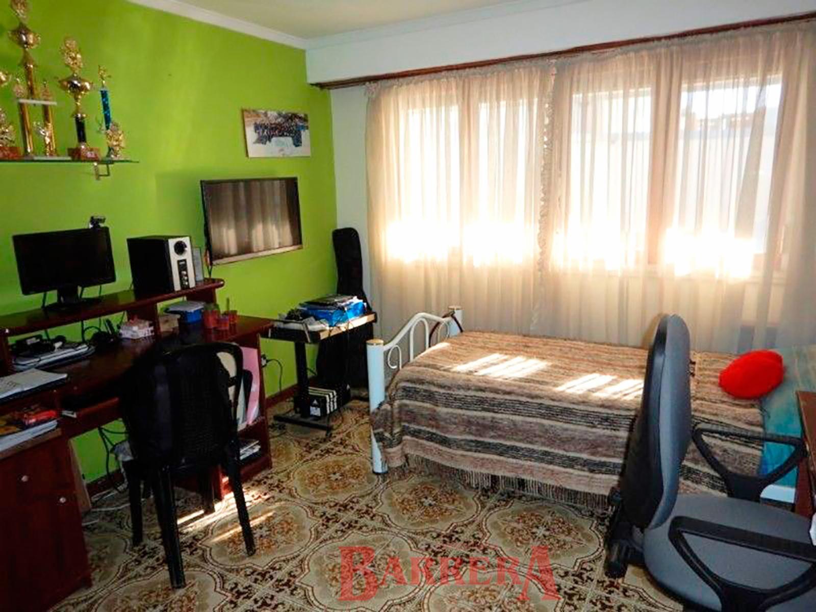 Chalet 4 dormitorio y estudio, 1 cuadra Av. Constitución y 9 de la playa — foto 6