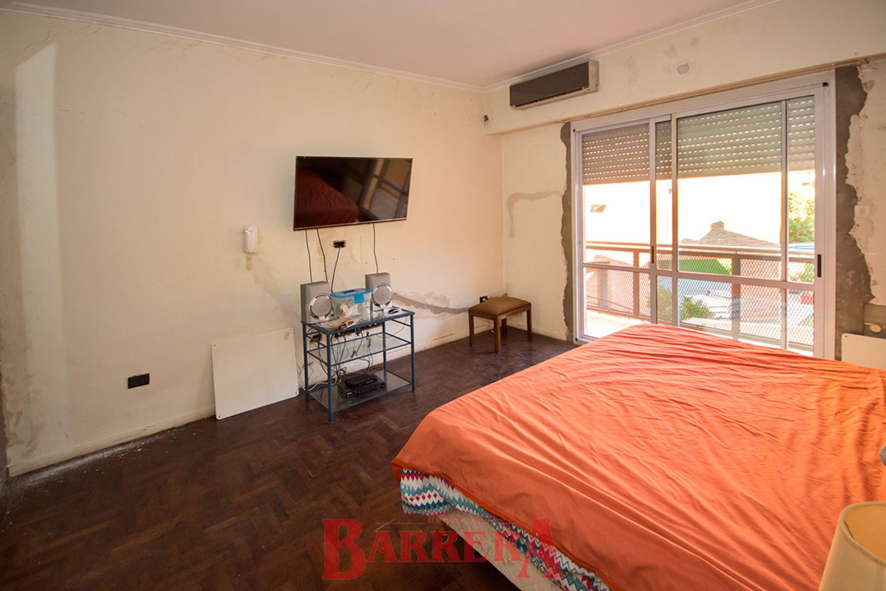 Av. De los Incas al 3800, Casa 280 m2 cubiertos sobre lote 199 m2 Refaccionada, faltan detalles — foto 12