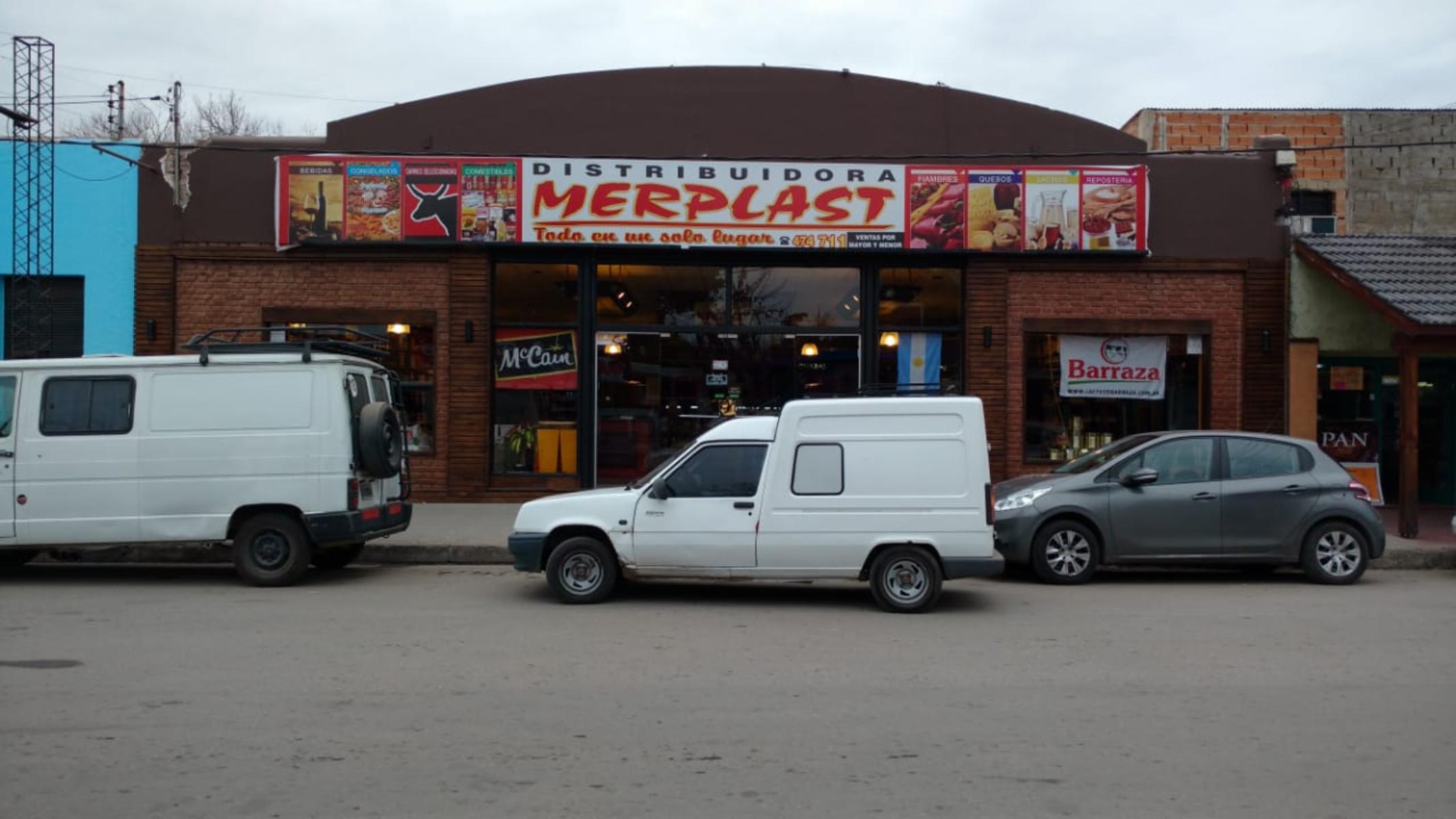 Importante comercio multirubro de muy buena calidad. 20 años de trayectoria en Merlo, San Luis. - 1