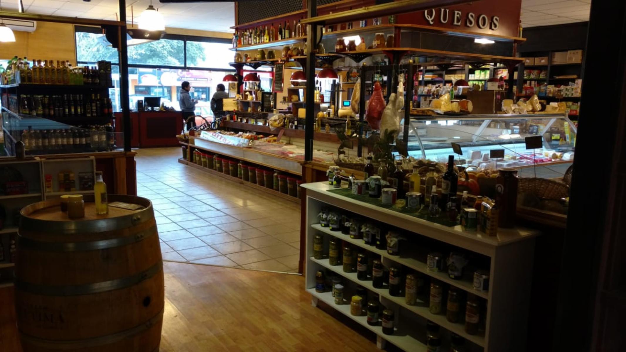 Importante comercio multirubro de muy buena calidad. 20 años de trayectoria en Merlo, San Luis. - 5