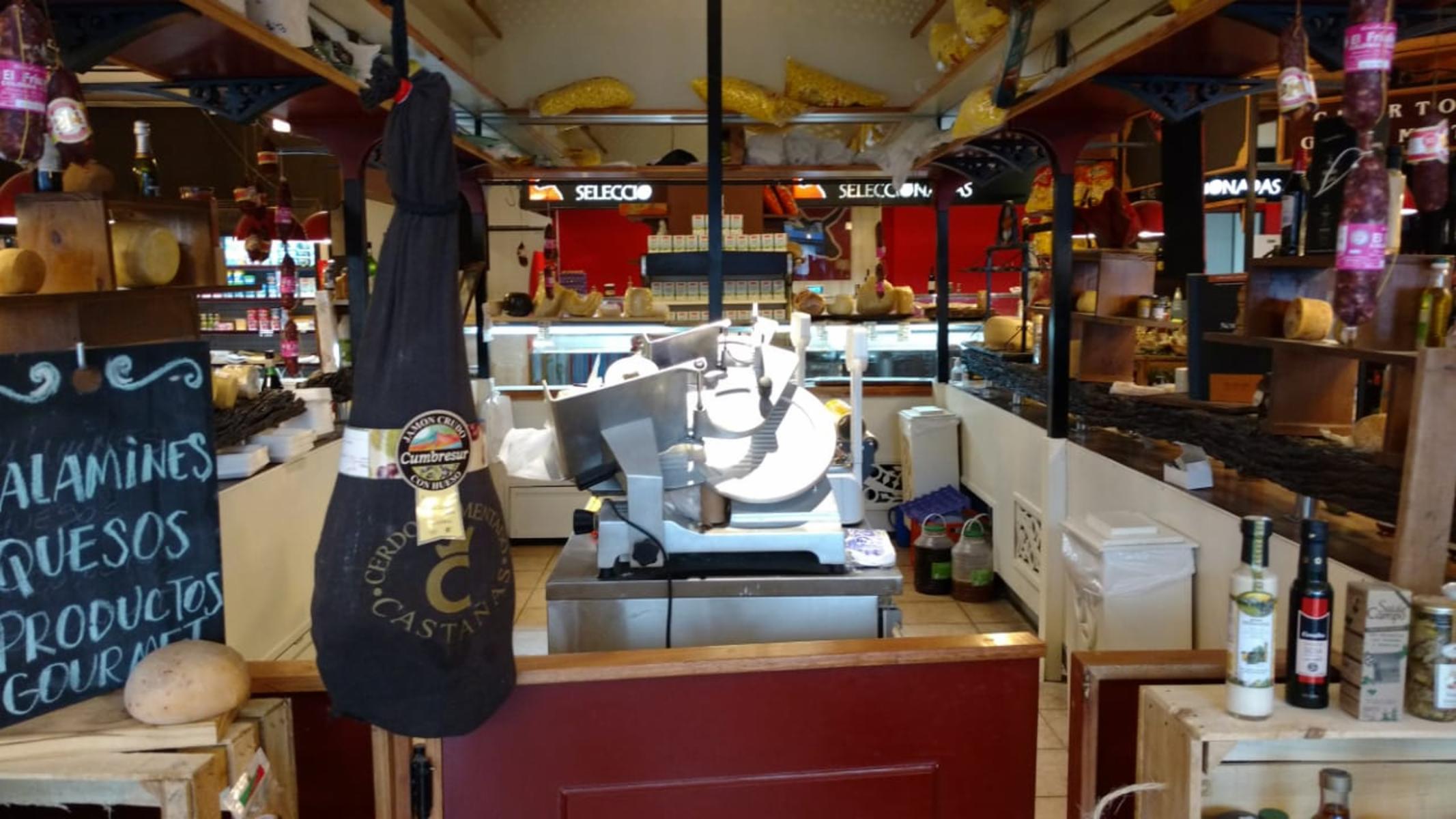 Importante comercio multirubro de muy buena calidad. 20 años de trayectoria en Merlo, San Luis. - 9