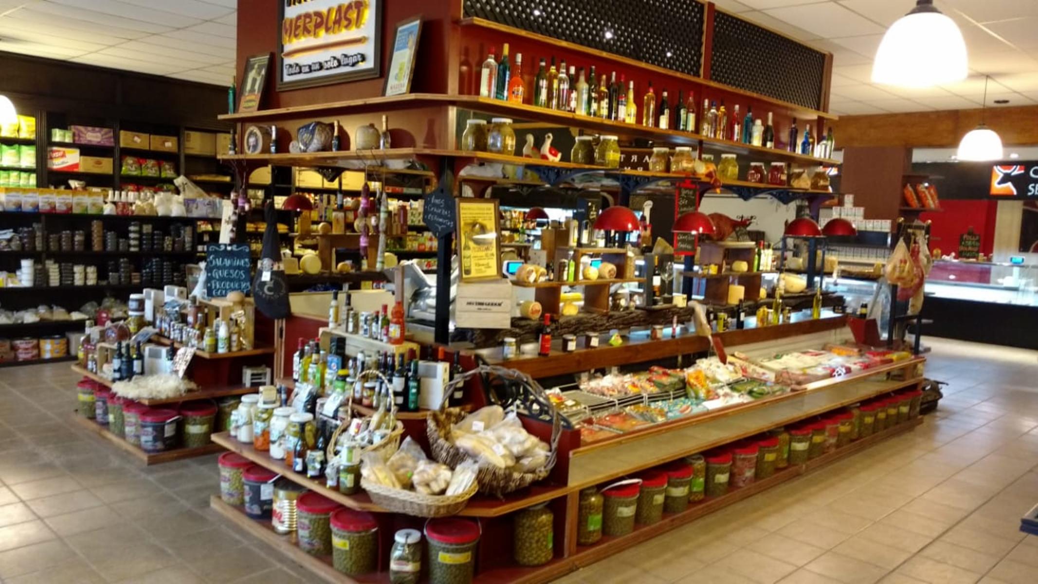 Importante comercio multirubro de muy buena calidad. 20 años de trayectoria en Merlo, San Luis. - 16