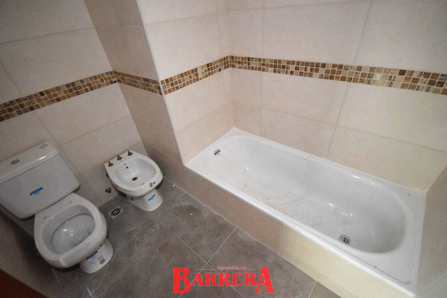 Dos ambientes en edificio de categoria, cochera opcional — foto 3