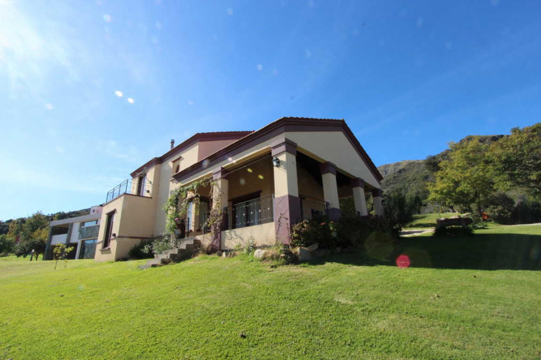 Country CHUMAMAYA, casa Alma Toscana 215 m2 constr. sobre lote 1013 m2