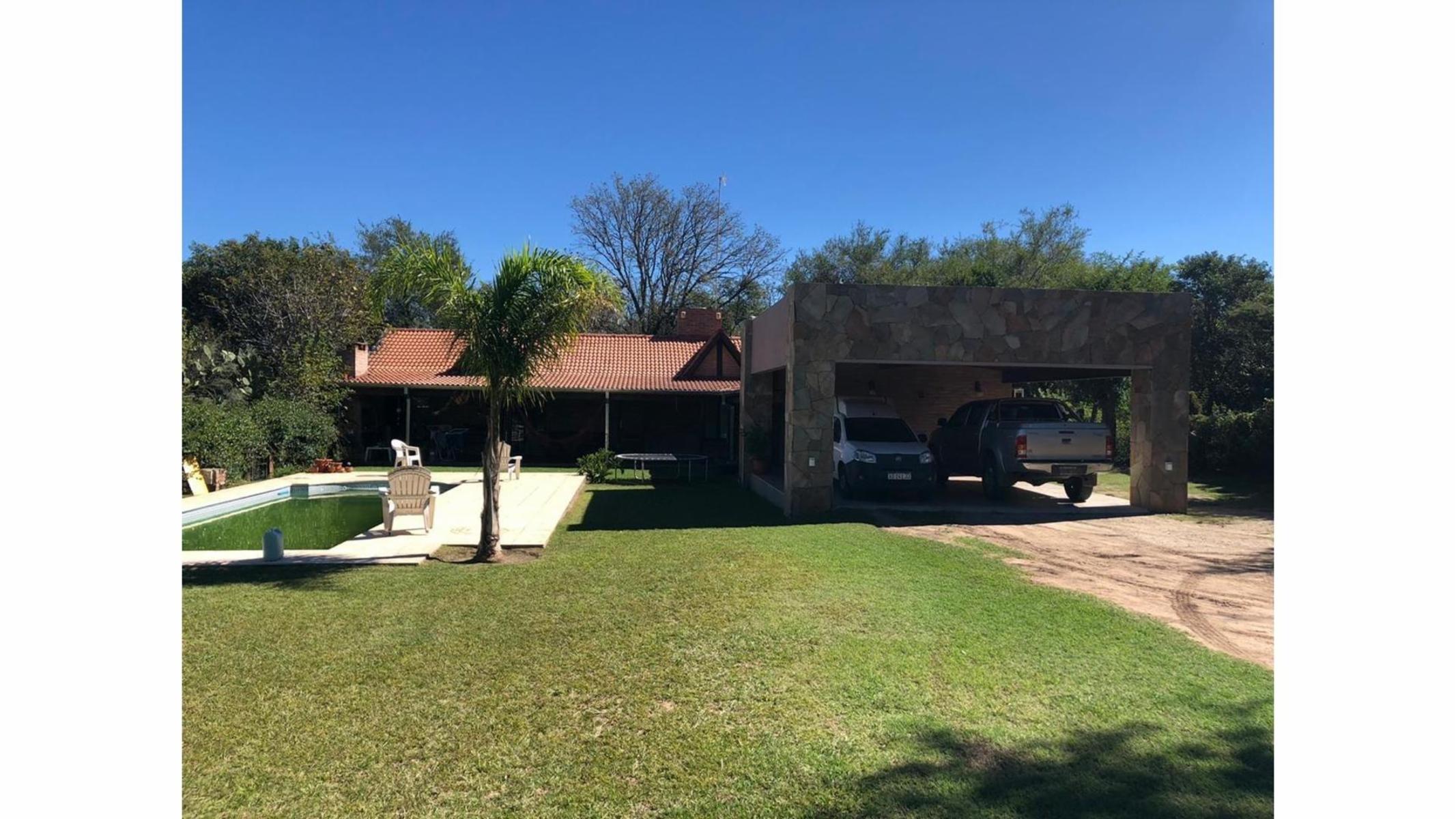 Casa en Piedra Blanca abajo 4000 m2 de lote, 354 m2 constr