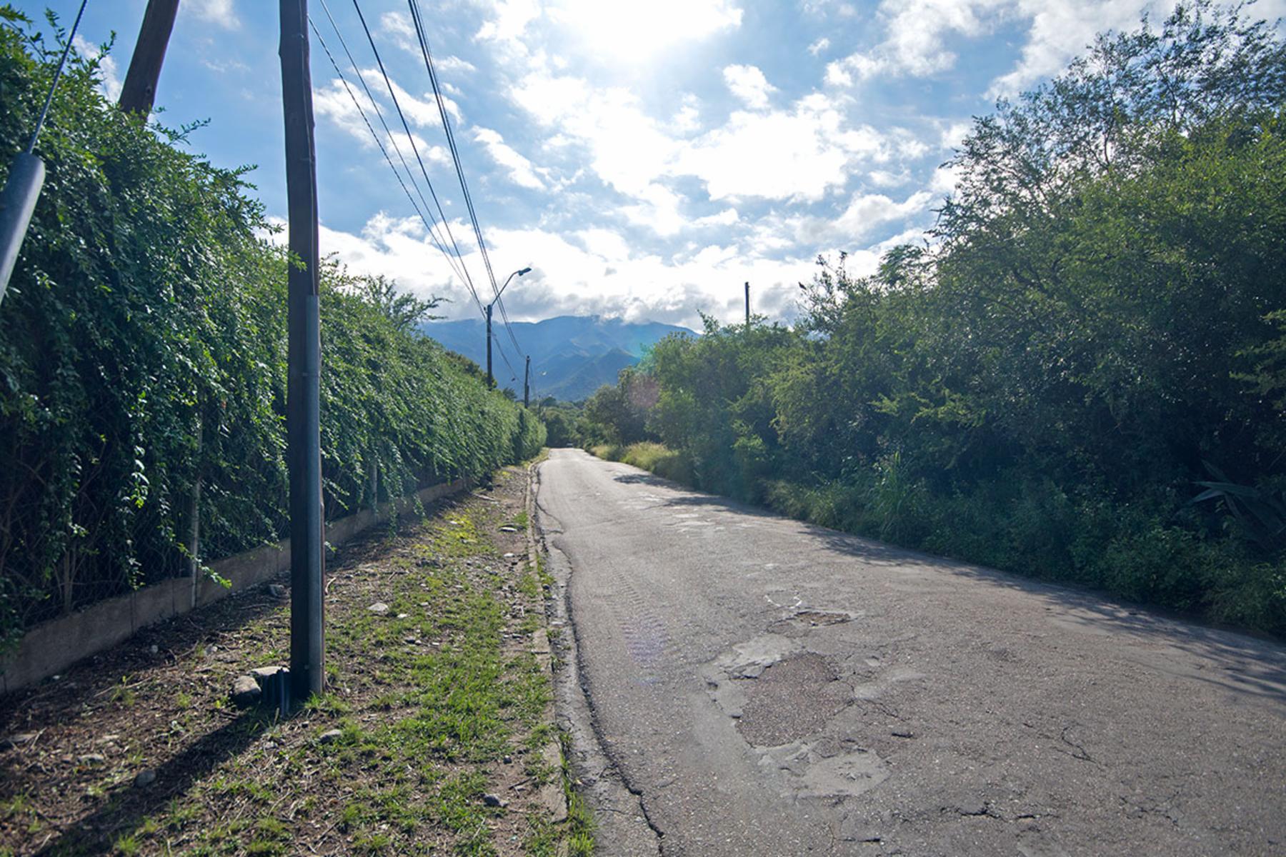 Excelente lote para emprendimiento sobre calle Chumamaya — foto 6