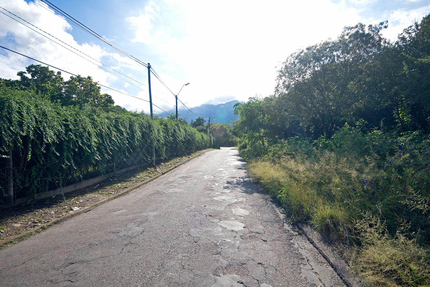 Excelente lote para emprendimiento sobre calle Chumamaya — foto 7