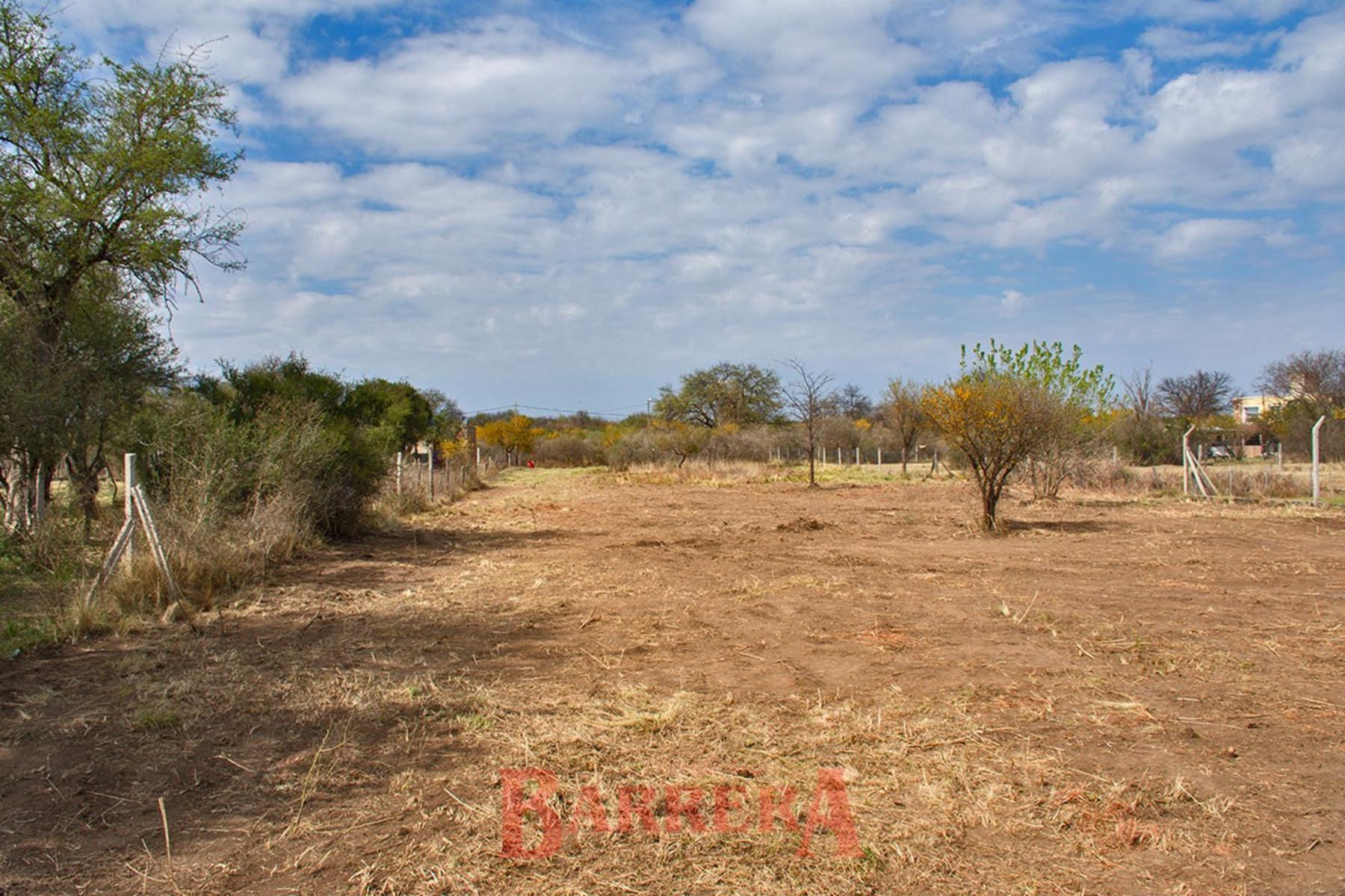 Lote muy amplio 2494 m2 Piedra Blanca abajo — foto 6
