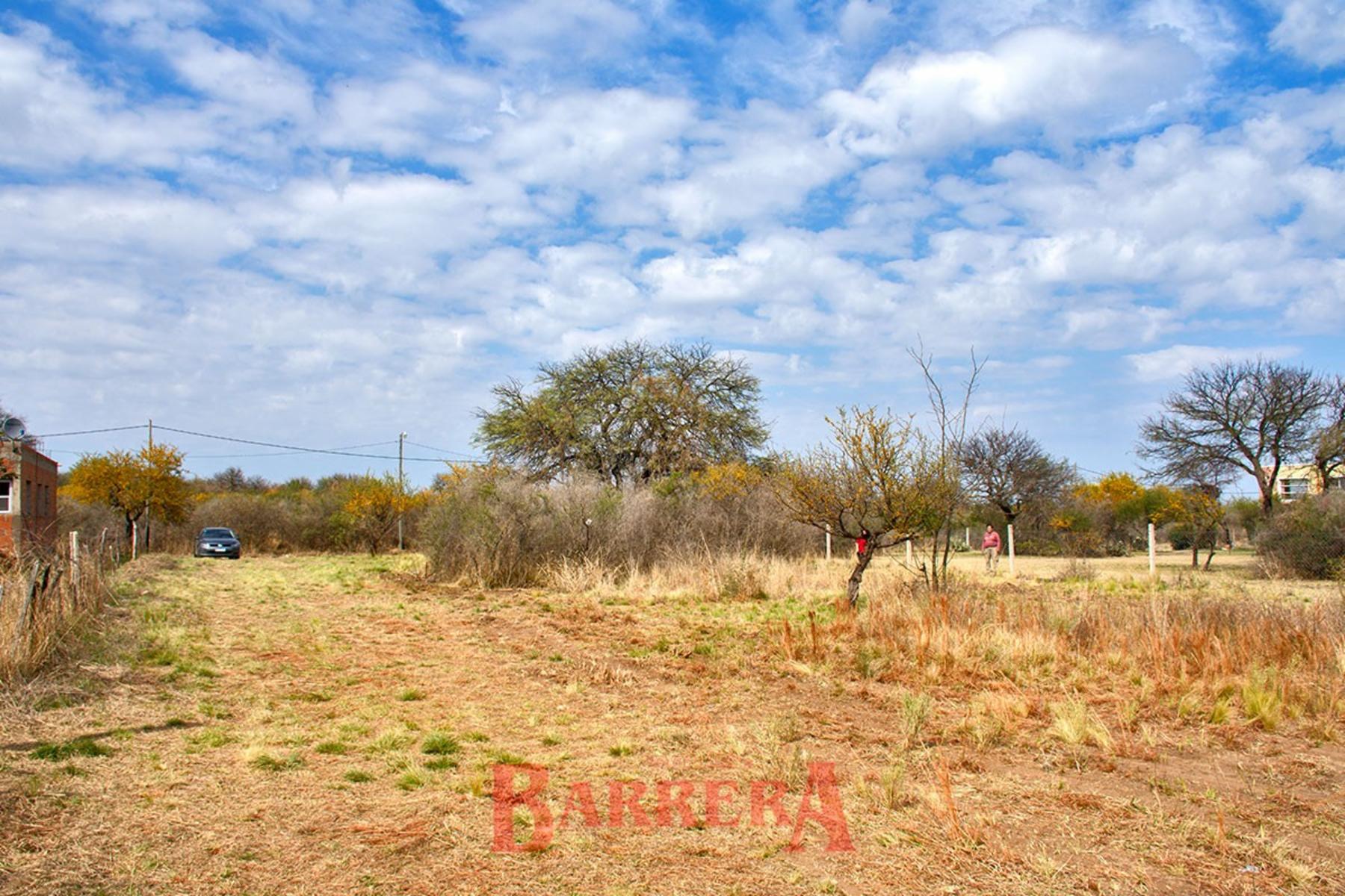 Lote muy amplio 2494 m2 Piedra Blanca abajo — foto 9
