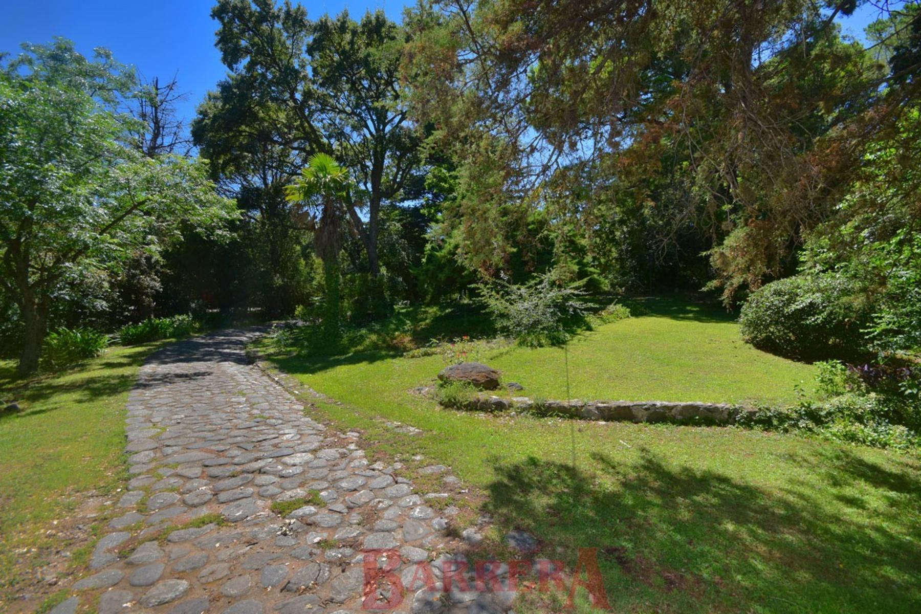Chalet s/Av. dos venados sobre lote 5801 m2. Excelente prop. — foto 3