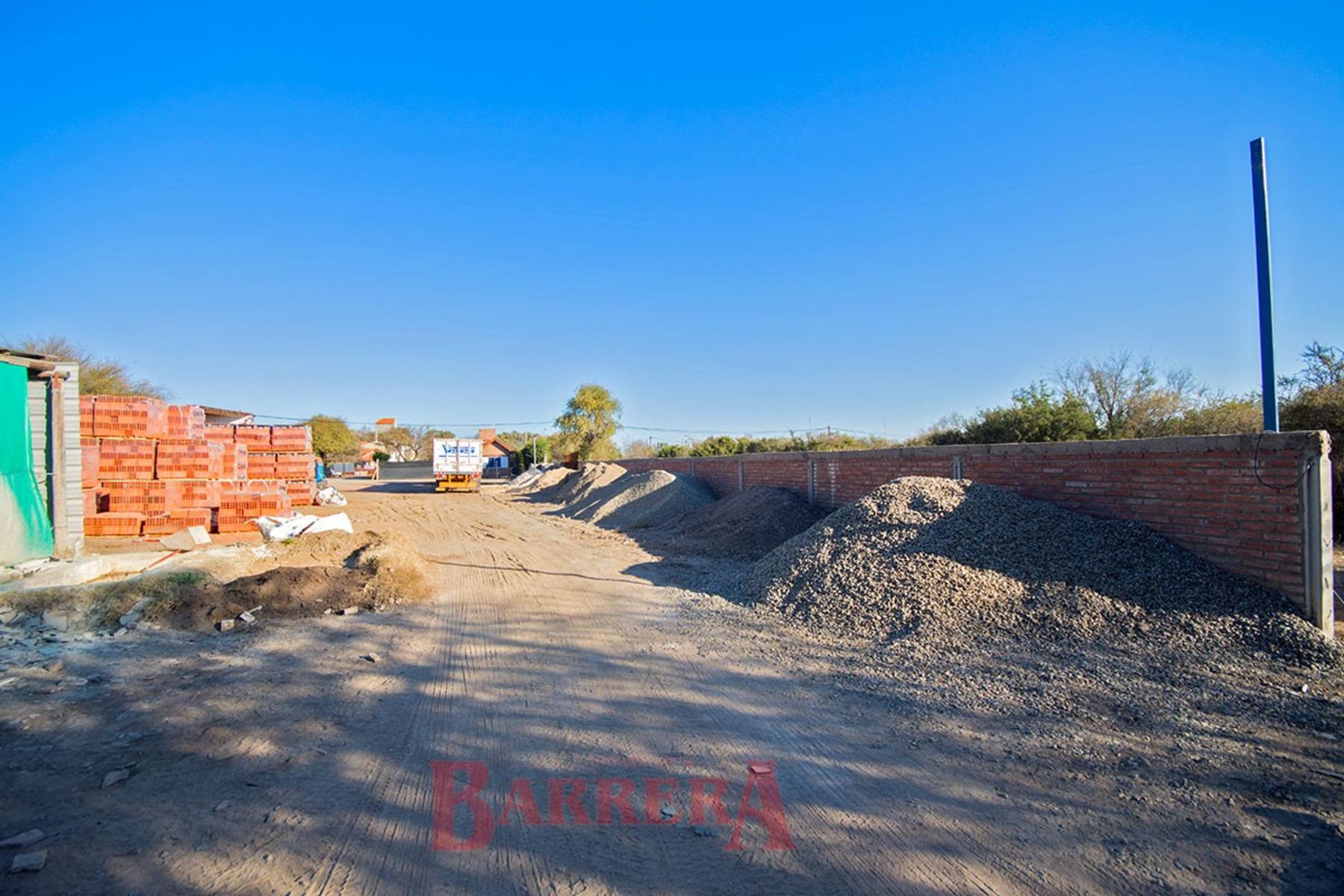 Casa y galpón sobre lote 3287 m2 — foto 14