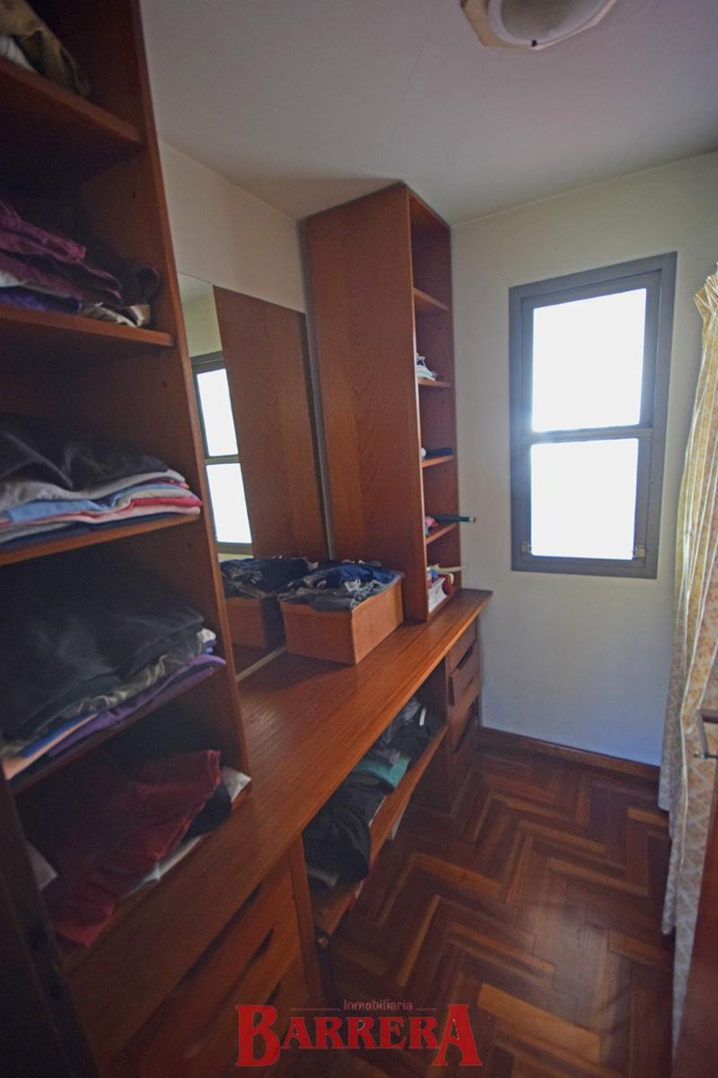 Casa en lote propio 5 ambientes - 15