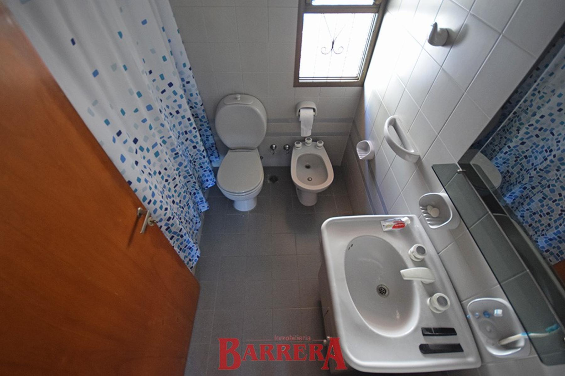 Casa en lote propio 5 ambientes - 17
