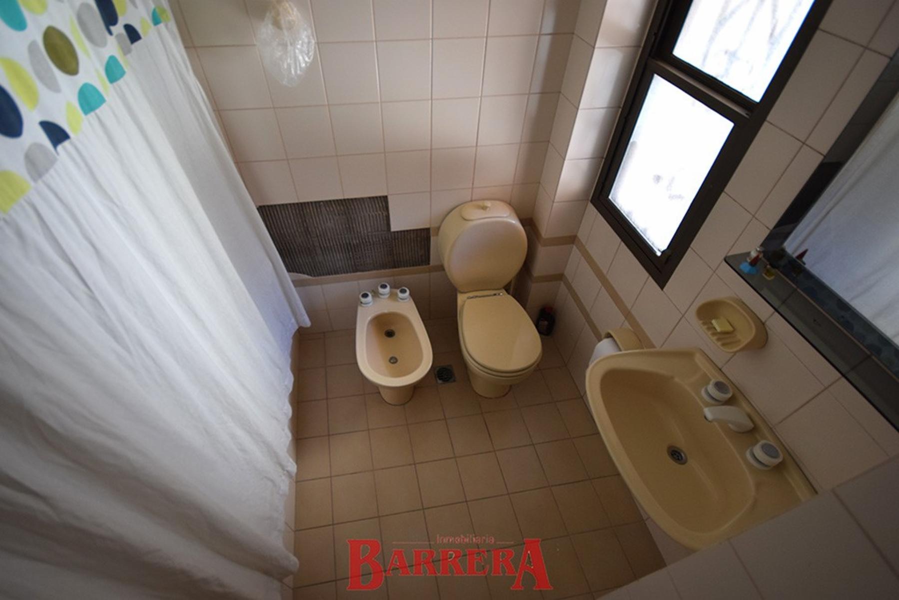 Casa en lote propio 5 ambientes - 24