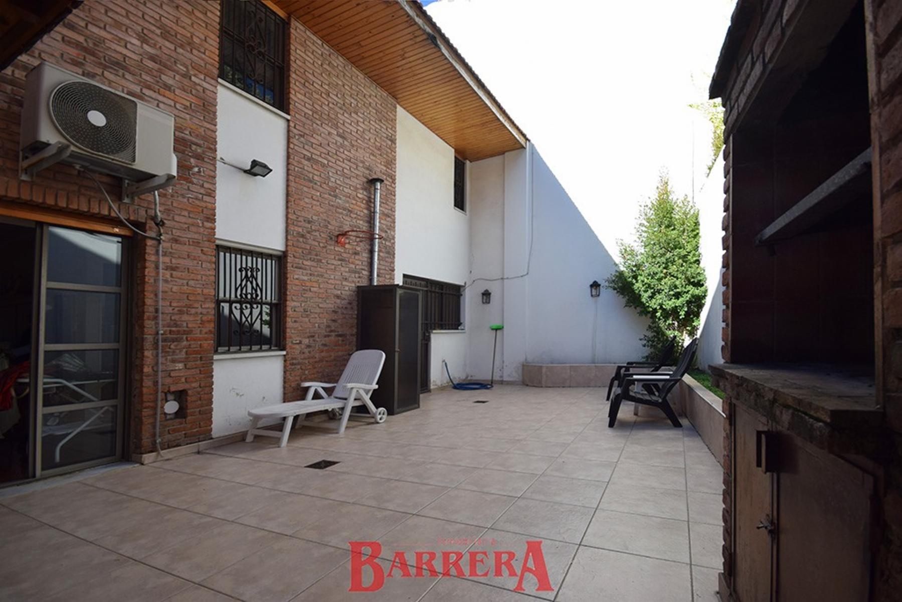 Casa en lote propio 5 ambientes - 30