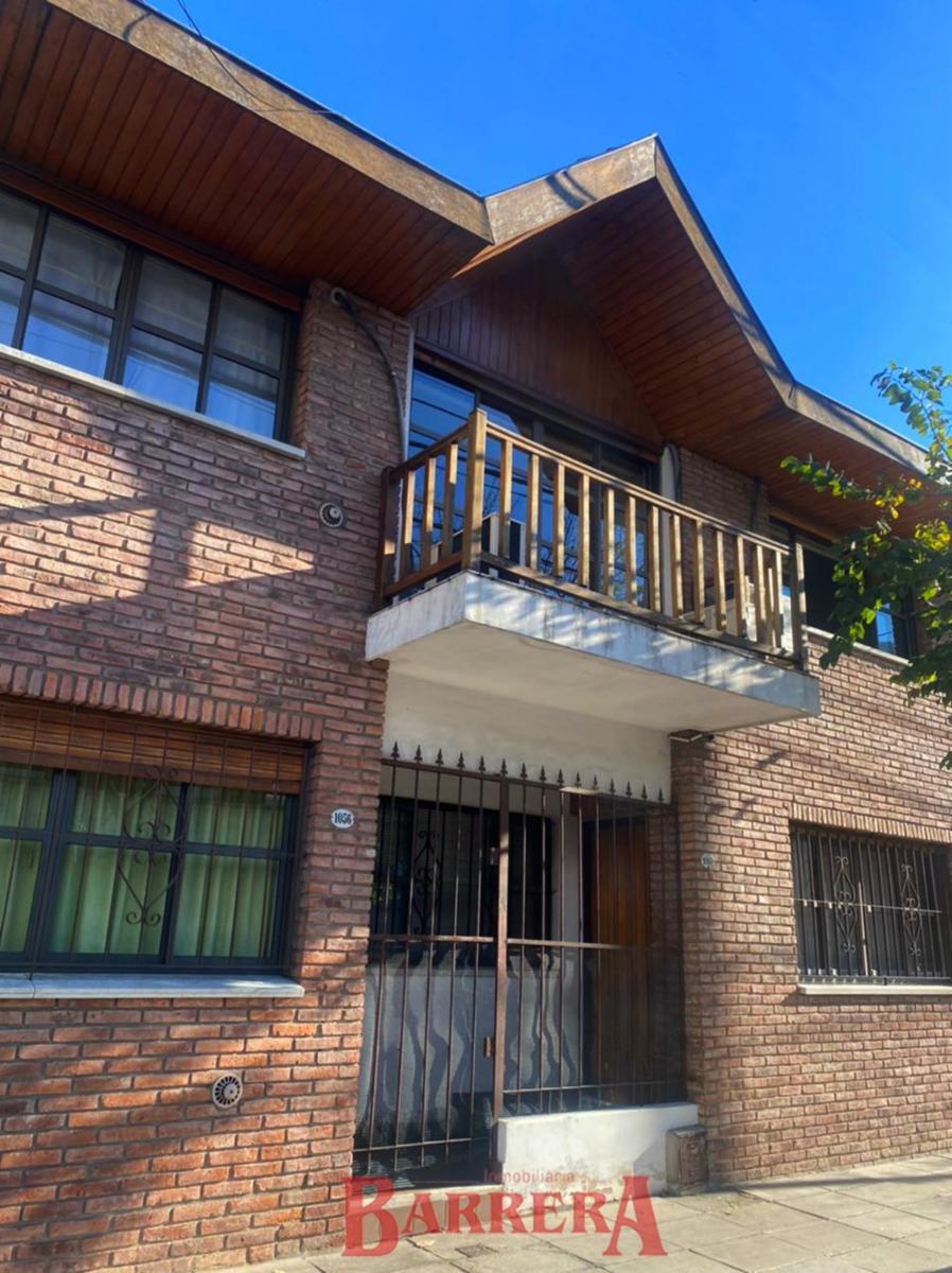 Casa en lote propio 5 ambientes - 33