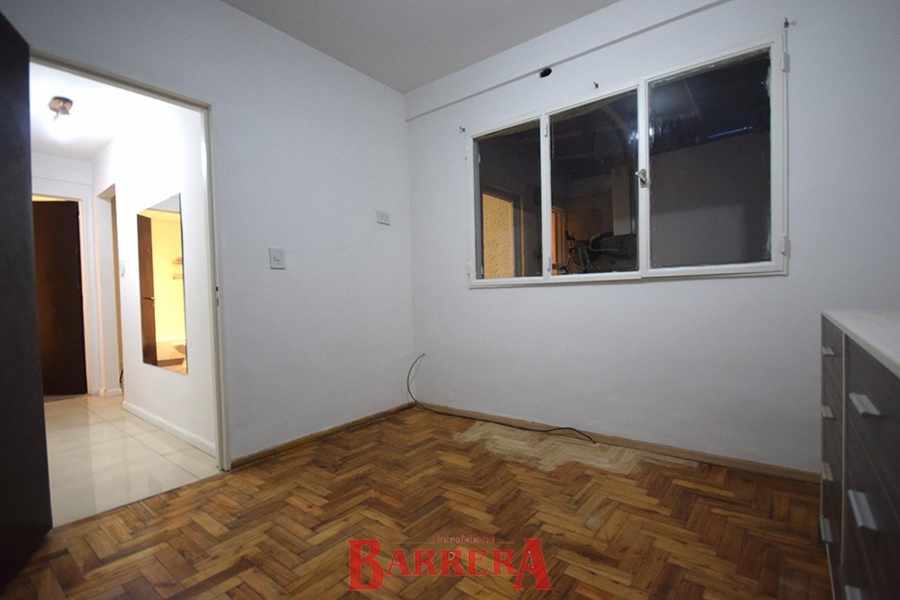 Dos ambientes con patio refaccionado a nuevo — foto 5