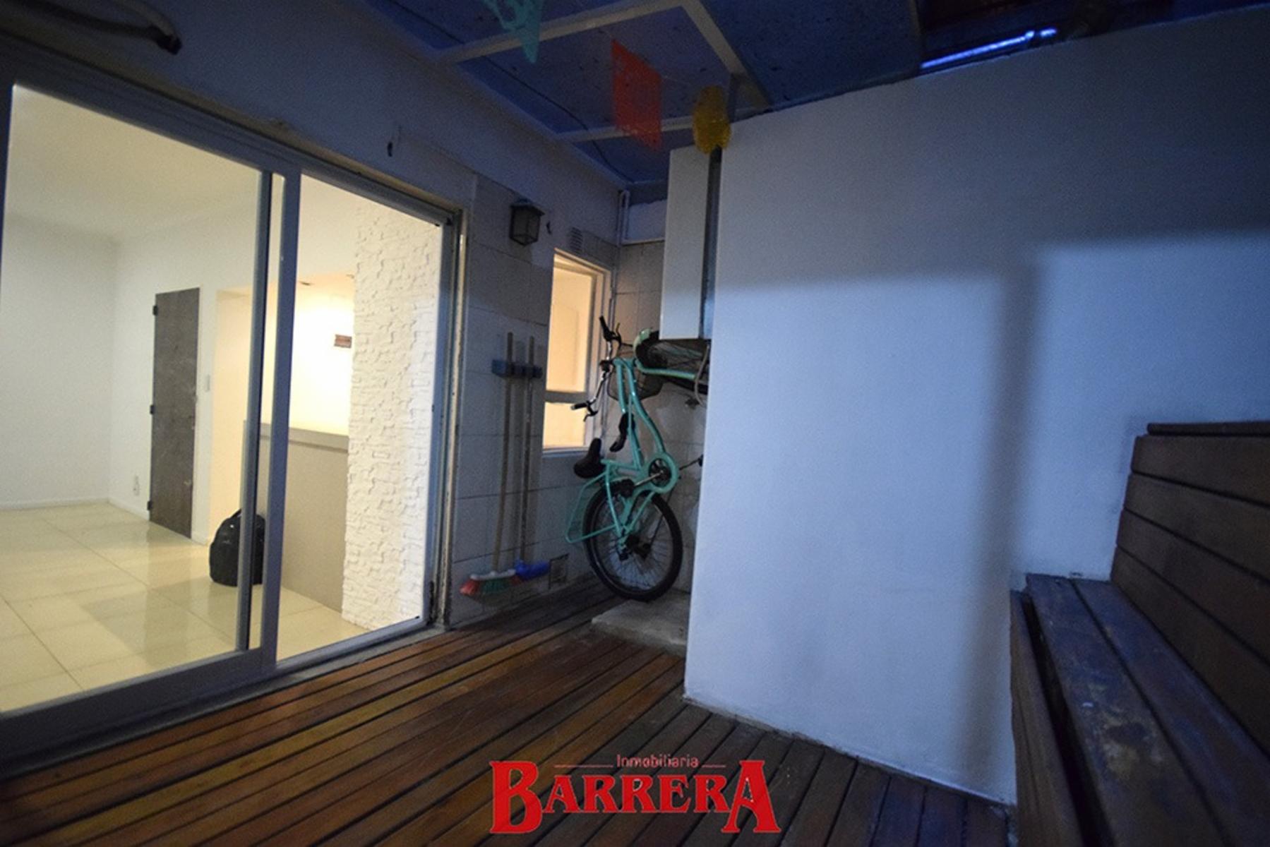 Dos ambientes con patio refaccionado a nuevo — foto 7