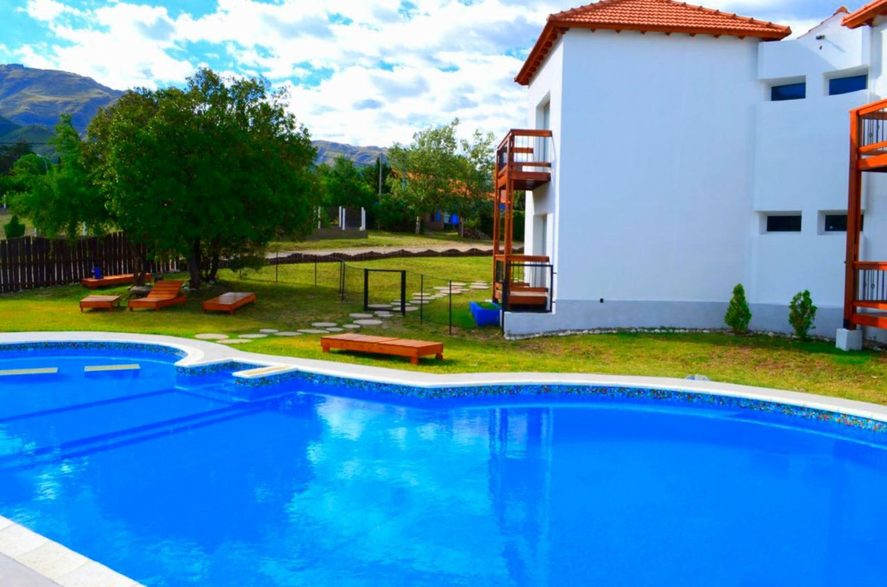 Hotel 12 hab., 700 m2 constr. s/lote 3300 m2 Merlo S. Luis - 15