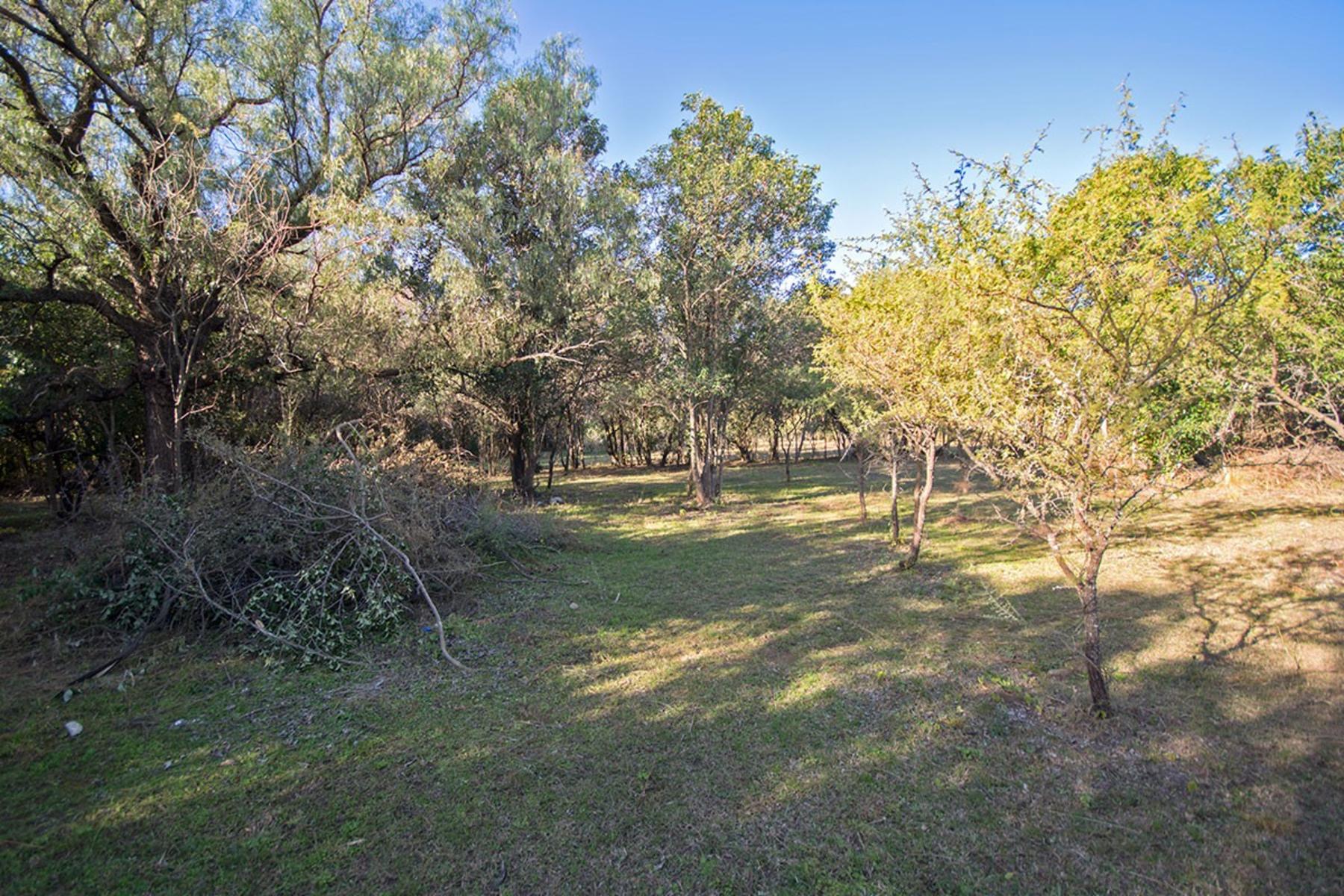 amplio lote 7480 m2 Piedra Blanca Abajo