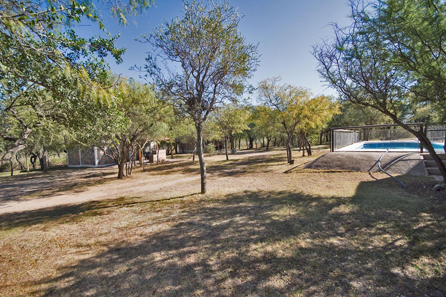 Complejo de CABAÑAS en la localidad de Corralito, Luyaba, Córdoba - 9