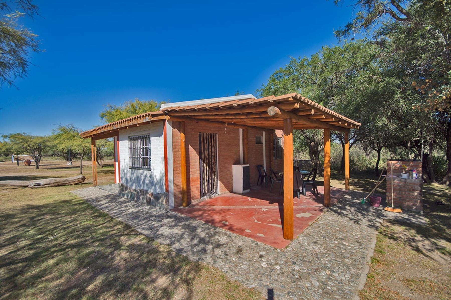 Complejo de CABAÑAS en la localidad de Corralito, Luyaba, Córdoba - 38