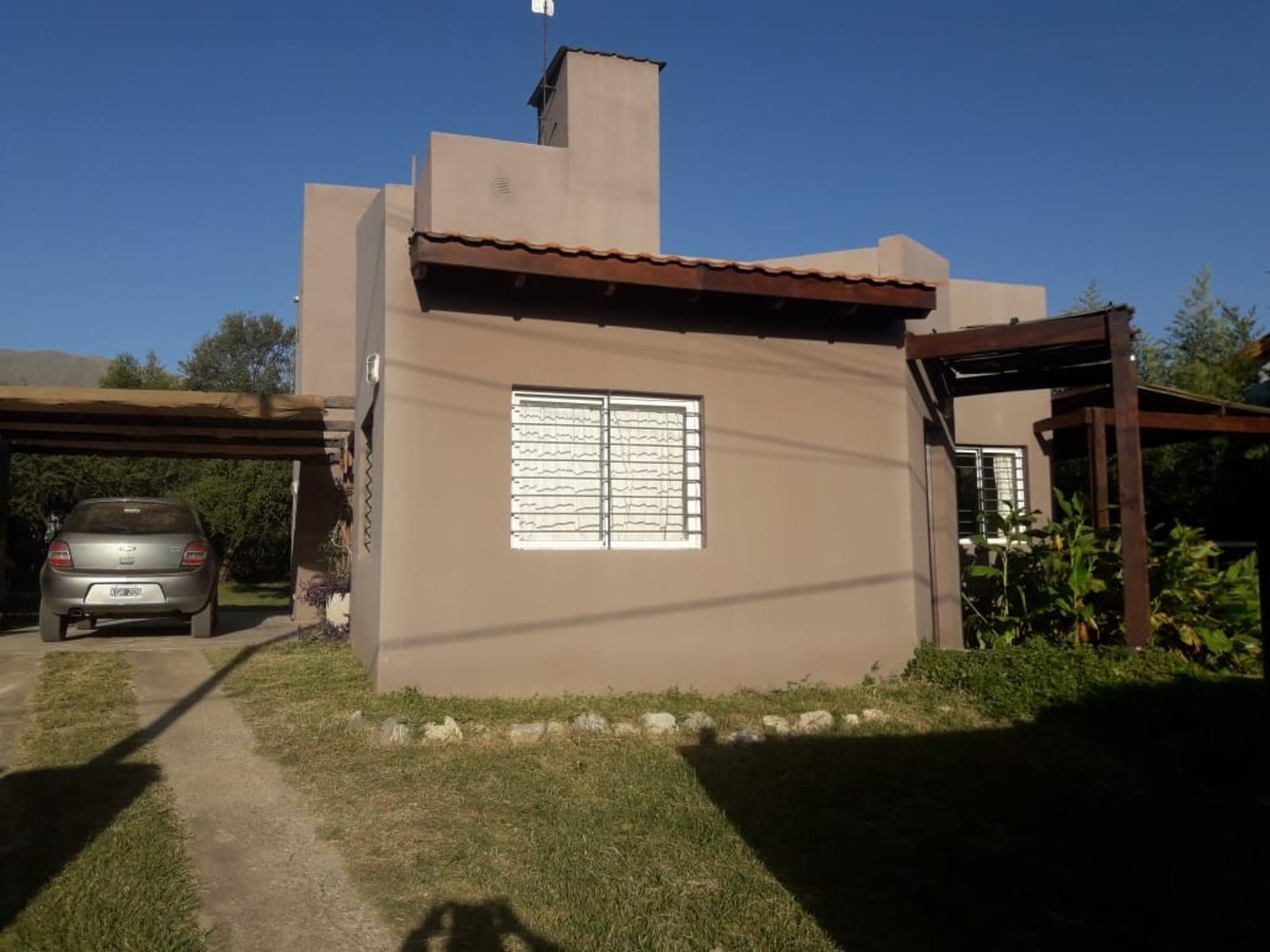 Villa de Merlo, casa 130 m2 cub s/lote 747 m2