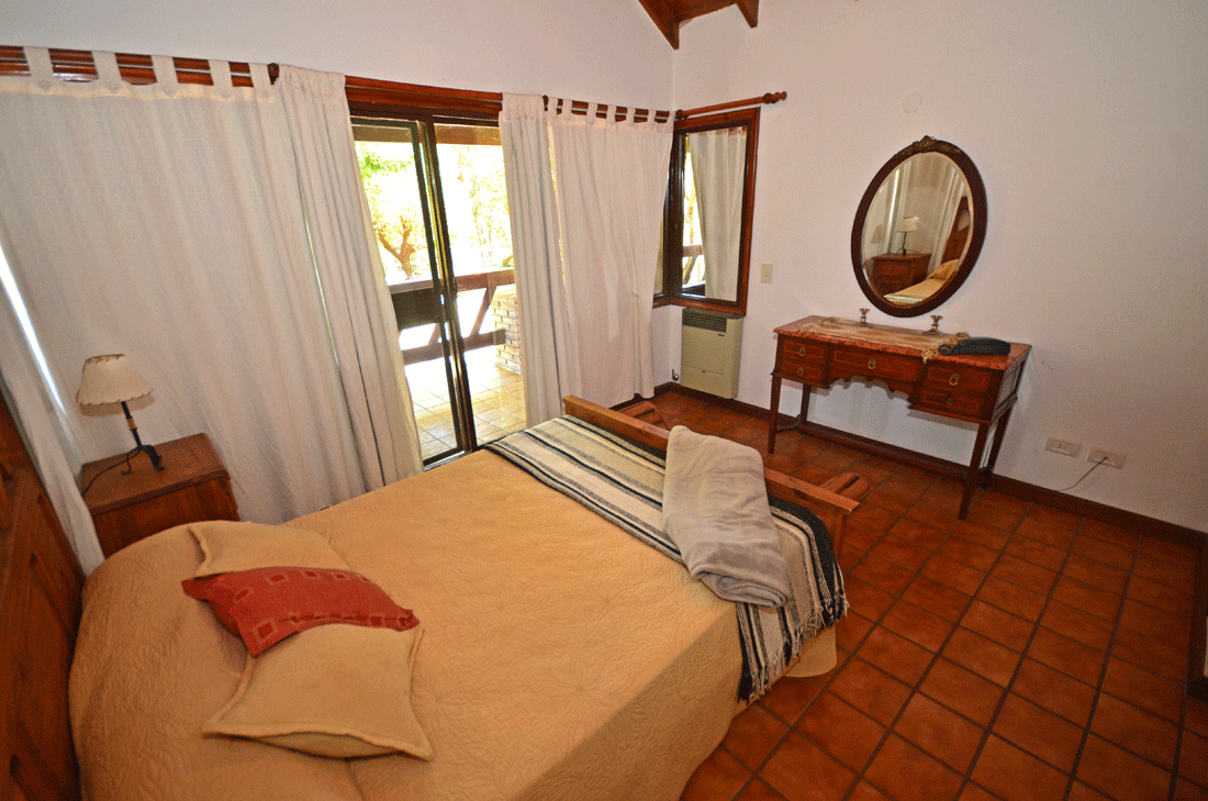 chalet 205 m2 construidos sobre lote 1353 m2 en Country Chumamaya, Merlo San Luis — foto 12