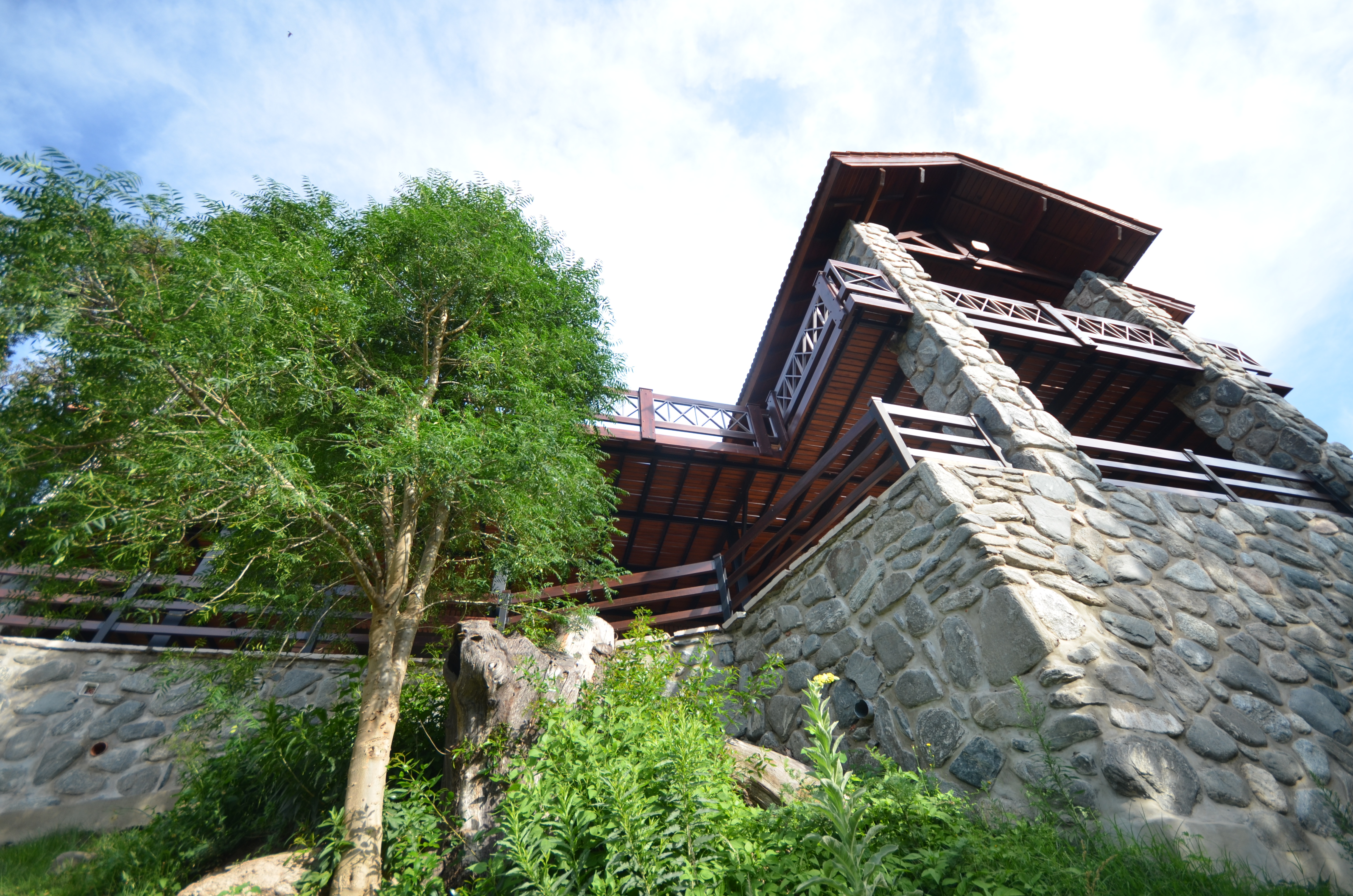 Espectacular Chalet con departamento de huéspedes sobre 2 lotes en Country Chumamaya — foto 8