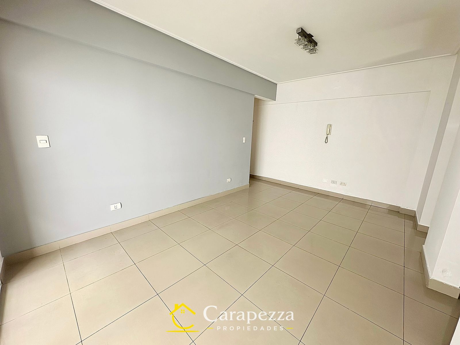 Departamento 2 Amb con Cochera en Alquiler en Martin Coronado — foto 4