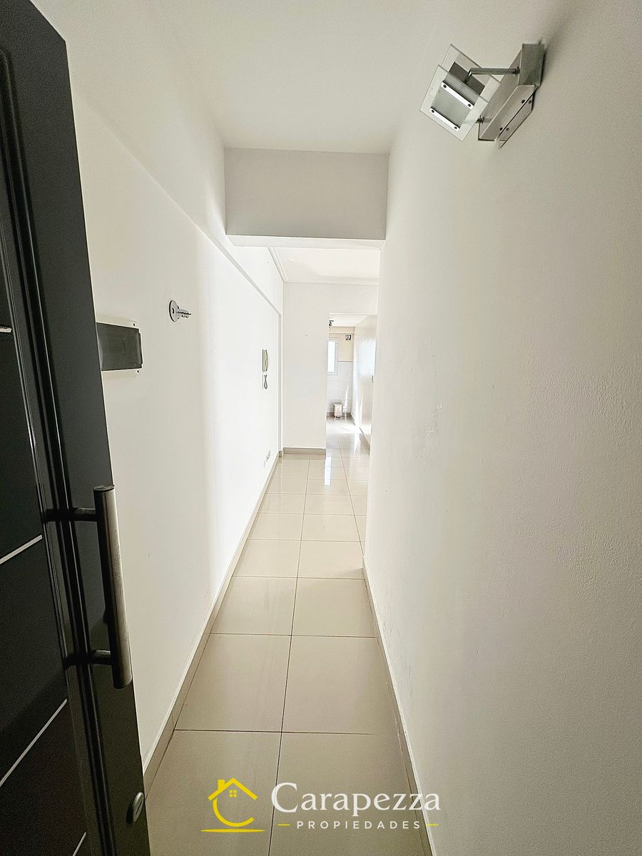 Departamento 2 Amb con Cochera en Alquiler en Martin Coronado — foto 5