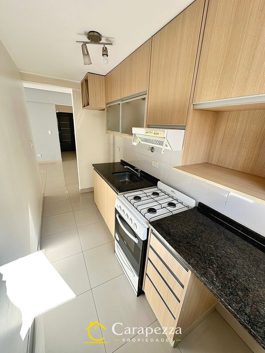 Departamento 2 Amb con Cochera en Alquiler en Martin Coronado — foto 7
