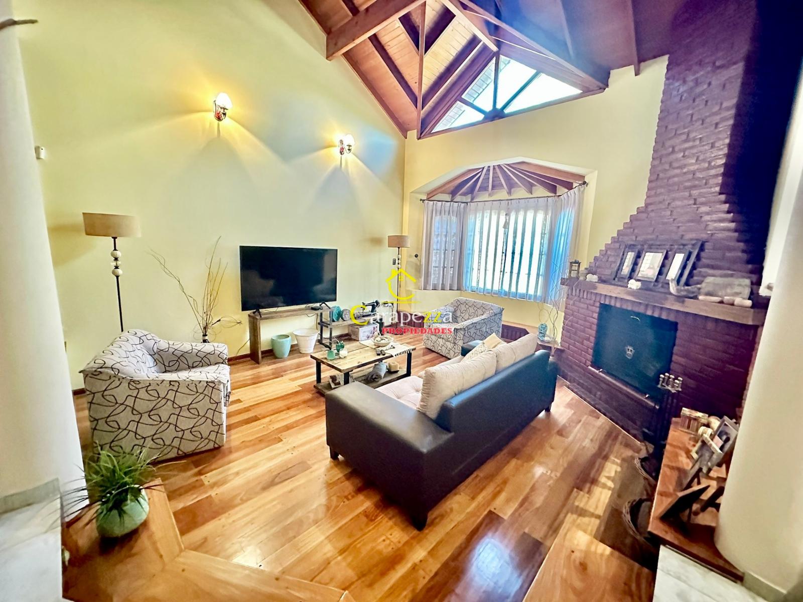 Hermoso Chalet 4 Amb de Categoría en Venta en Villa Bosch — foto 5