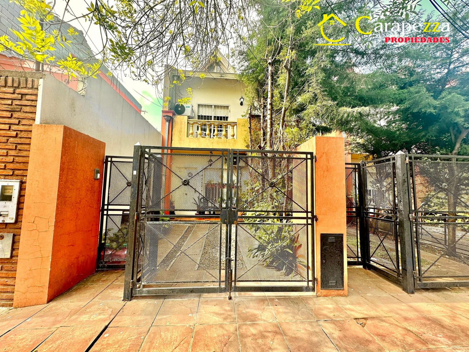 Triplex 5 Amb en Venta, en Martin Coronado