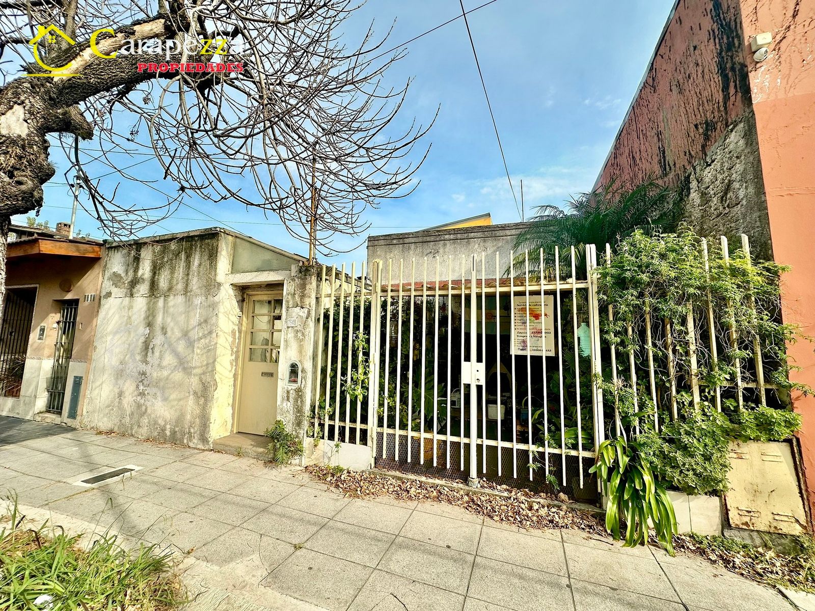 Venta Casa 7 Amb a Refaccionar en Villa Libertad - 2