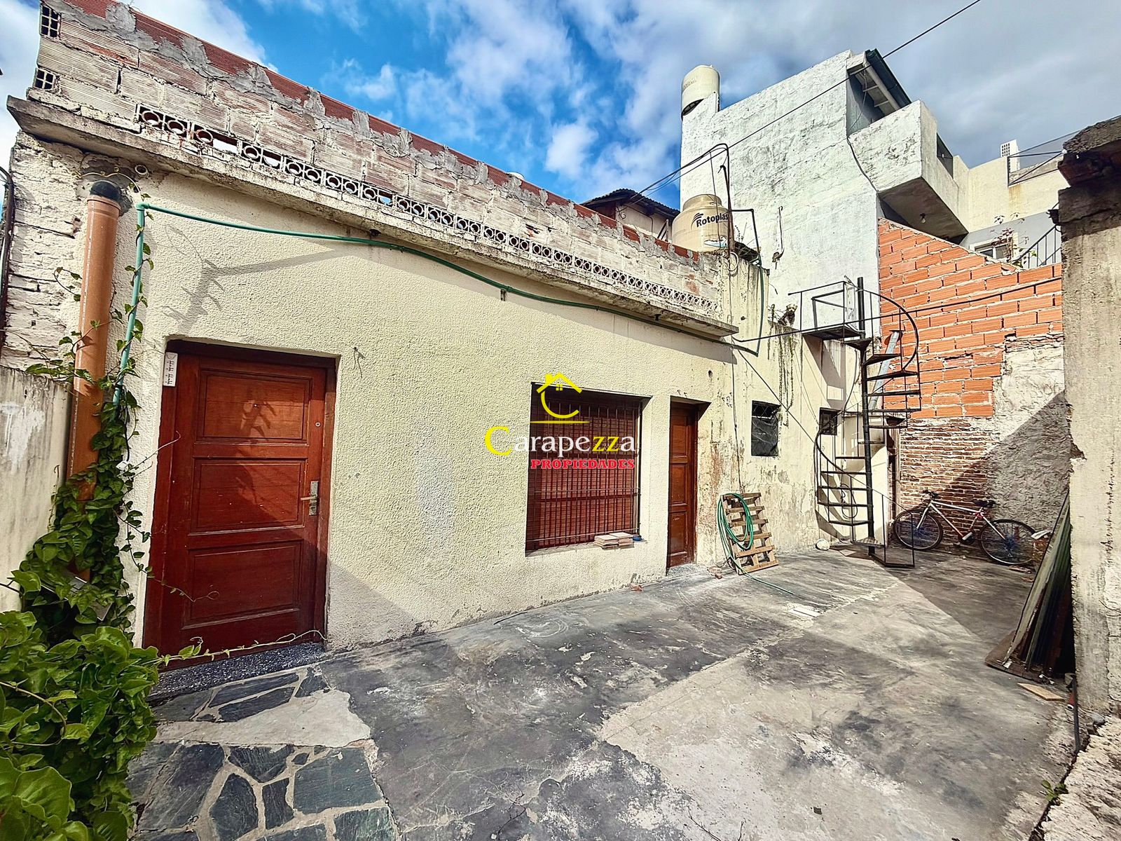 Casa 3 Amb + Galpón + Dpto 1 amb en Venta en Villa Bosch - 4