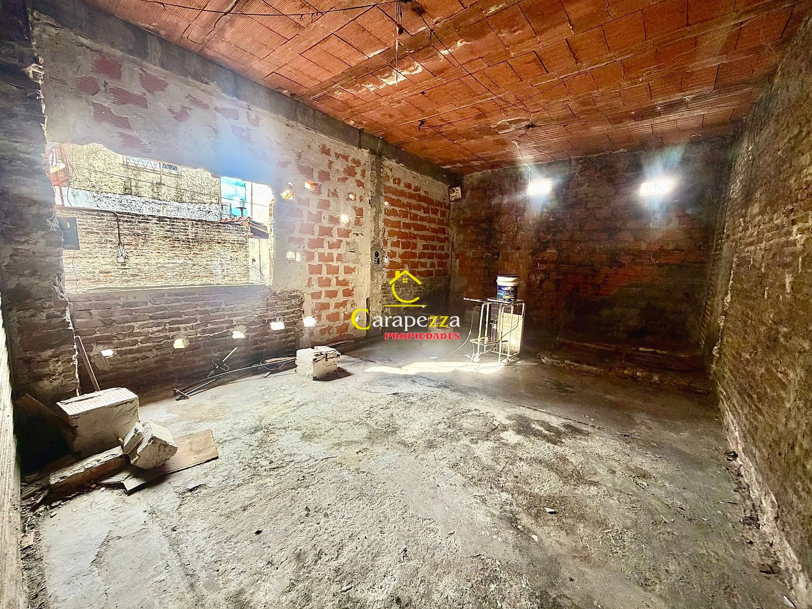 Casa 3 Amb + Galpón + Dpto 1 amb en Venta en Villa Bosch - 23