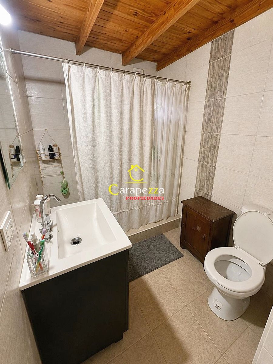 Casa 3 Amb + Galpón + Dpto 1 amb en Venta en Villa Bosch - 28