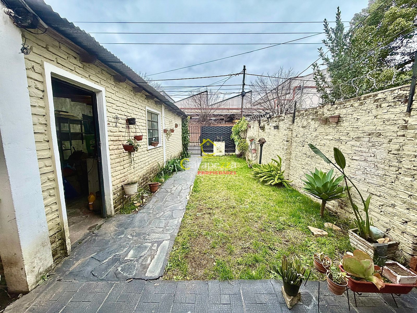 Venta 2 Propiedades en Block en Martin Coronado - 5