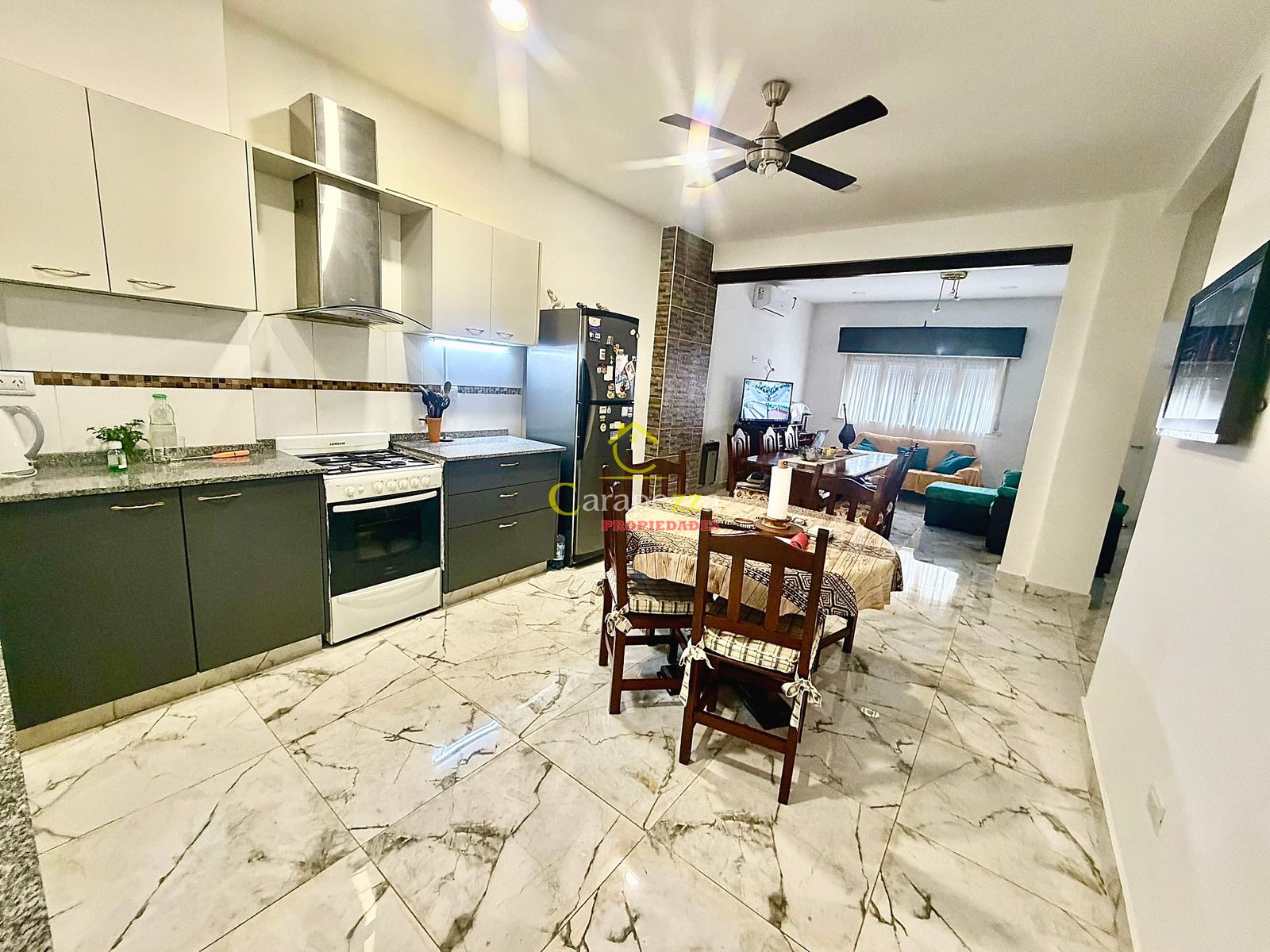 Venta Hermosa Casa 3 Amb en Caseros - 8