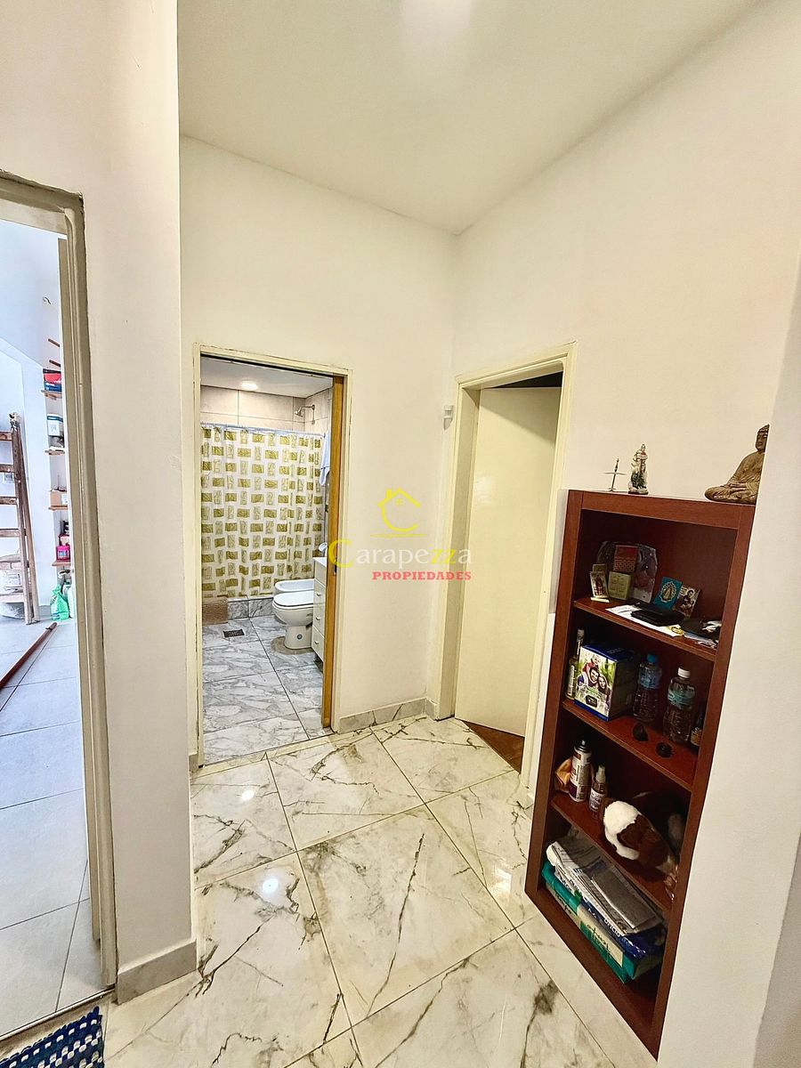 Venta Hermosa Casa 3 Amb en Caseros - 11
